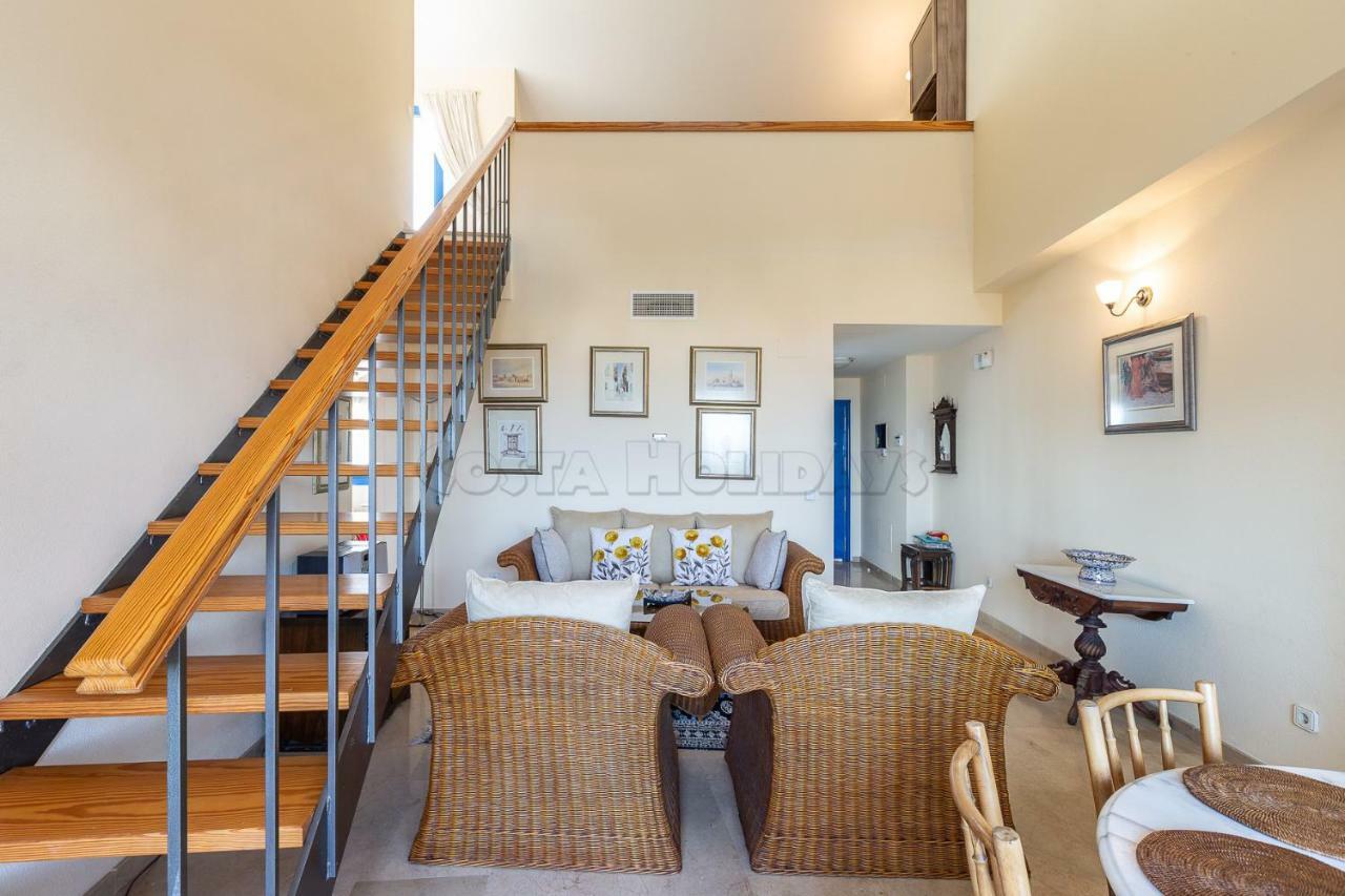 Penthouse Duquesa Suites 马尼尔瓦 外观 照片